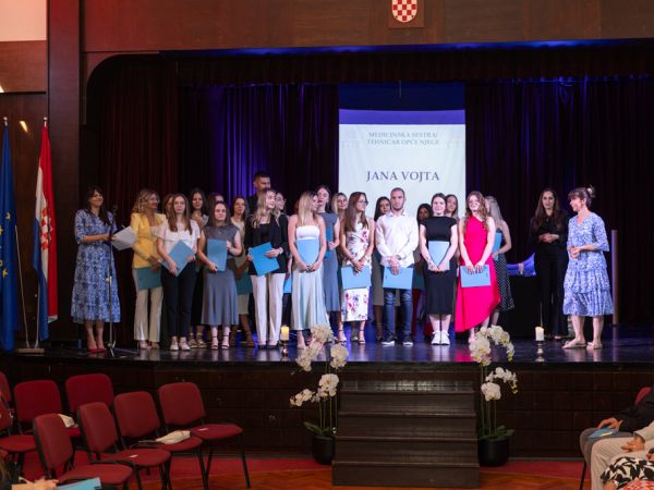 U Gospiću održana svečana promocija maturanata Strukovne škole Gospić