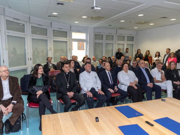Uprava Medicinskog fakulteta u Zagrebu u radnom posjetu OB Gospić: potpisani ugovori o međusobnoj suradnji s Općom bolnicom Gospić i Domom zdravlja Ličko-senjske županije