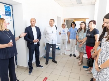 Ličko-senjska županija - Dom zdravlja Gospić bogatiji za napredni ortopan: prvi 3D RTG uređaj u županiji