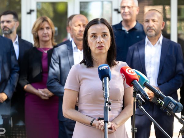 Vučković: Sanacija otpada se ubrzava, Petry: Nedopustivo je političko poentiranje na nesreći Like