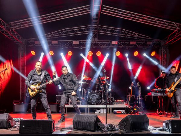 Koncert Tihe Orlića u Gospiću oduševio publiku povodom Dana županije