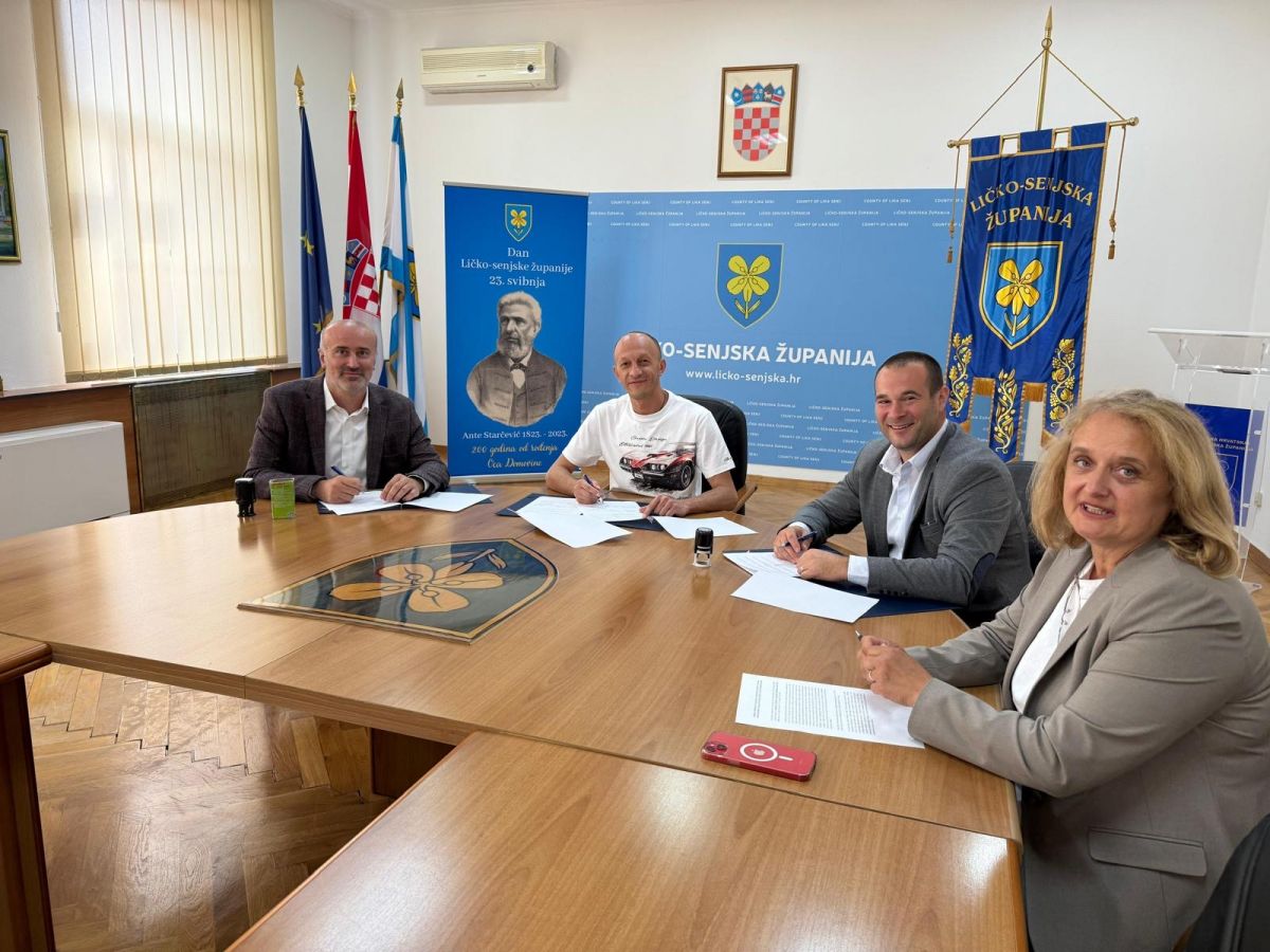 Potpisan Sporazum o suradnji na organizaciji manifestacije „Jesen u Lici 2026.“