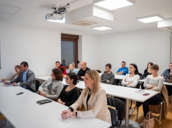 Ličko-senjska županija - Edukacija i potpora OPG-ovima: Uspješno predavanje u Razvojnom centru Ličko-senjske županije