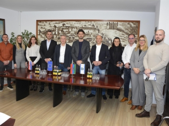 Ličko-senjska županija - Potpisan ugovor s izvođačem radova na izgradnji Centra za starije osobe Senj