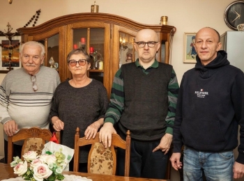 Ličko-senjska županija - Ljubav koja ne poznaje umor: Pomozimo obitelji Pavelić da osigura prilagođen dom za svog Ivana