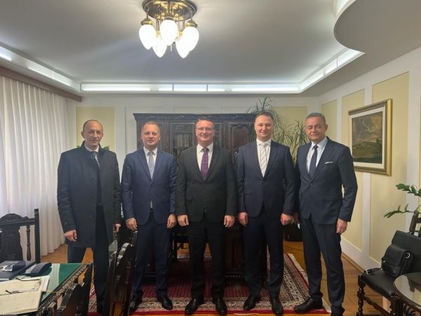 Župan Petry na sjednici Izvršnog odbora Hrvatske zajednice županija u Slavonskom Brodu
