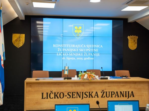 Konstituirana Županijska skupština Ličko-senjske županije, Ines Žarković iz Senja izabrana za predsjednicu