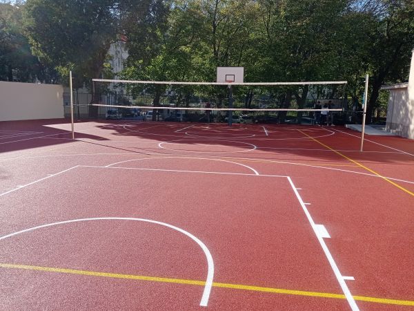 Pri završetku radovi na igralištu osnovne škole u Senju