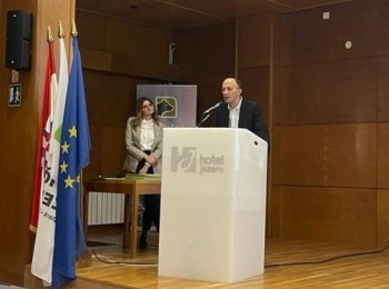Ličko-senjska županija - U NP Plitvička jezera dodijeljena priznanja za doprinos održivom razvoju, sportu i kulturi