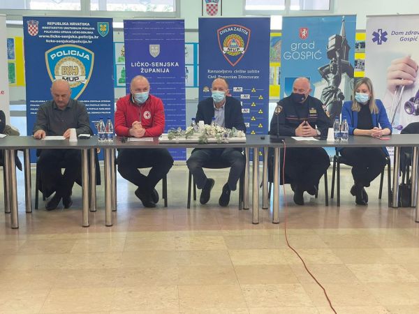 Župan Petry:“Naši građani odlično su prihvatili izbjeglice“!
