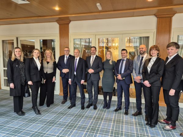 Na Plitvičkim jezerima održan sastanak o budućnosti turizma u Ličko-senjskoj i Karlovačkoj županiji