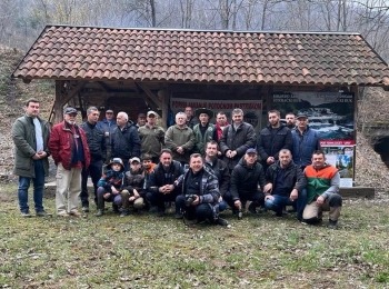 Ličko-senjska županija - RIJEKA UNA PORIBLJENA AUTOHTONOM POTOČNOM PASTRVOM IZ LIČKOG LEŠĆA