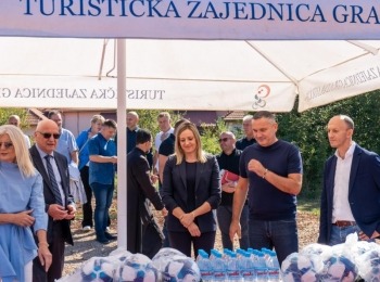 Ličko-senjska županijaIgralistesvica-5