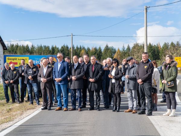 Svečano obilježena 32. godišnjica osnutka 71. bojne Vojne policije, koja je konačno dobila svoju ulicu u Gospiću