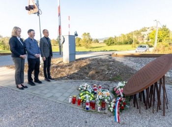 Ličko-senjska županijaBilaj-vlak-11