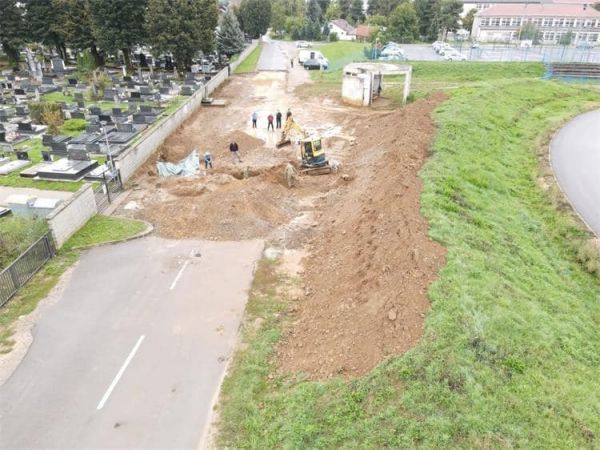 Ministarstvo hrvatskih branitelja u protekle dvije godine u Gospiću ekshumiralo najmanje 153 posmrtna ostatka iz Drugog svjetskog rata i poslijeratnog razdoblja