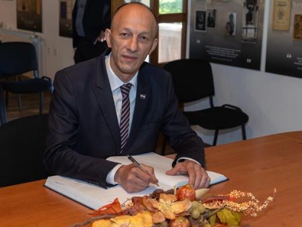 Čestitka župana Ernesta Petryja povodom Dana Ličko-senjske županije