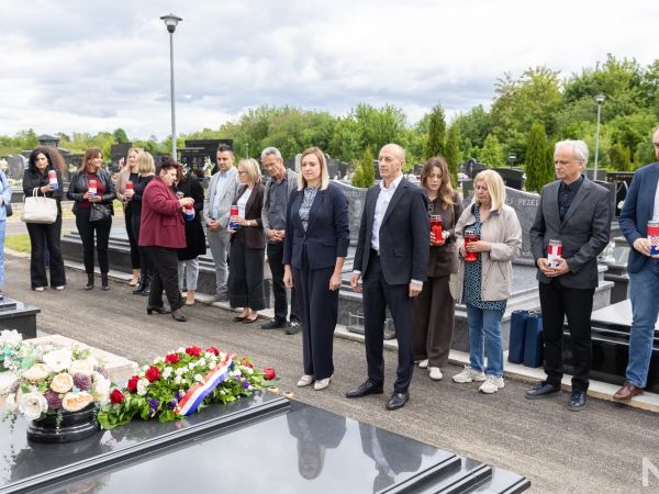 Odavanjem počasti u Gospiću i Zagrebu započelo obilježavanje Dana Ličko-senjske županije