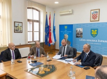 Ličko-senjska županijaMinistar-habijan-gs-perusic-1