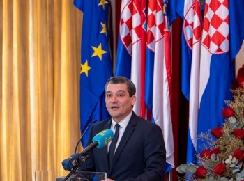 Ličko-senjska županijaDsc07726-enhanced-nr