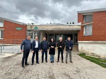 Ličko-senjska županija - Župan Petry sa suradnicima posjetio općinu Donji Lapac