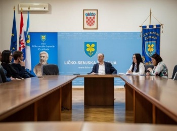 Ličko-senjska županija24325-7