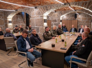 Ličko-senjska županija131025-17