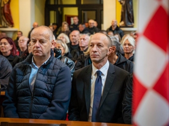 Ličko-senjska županijaVukovi -11