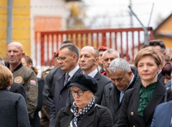 Ličko-senjska županijaVukovi -70