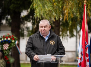 Ličko-senjska županijaVukovi -75