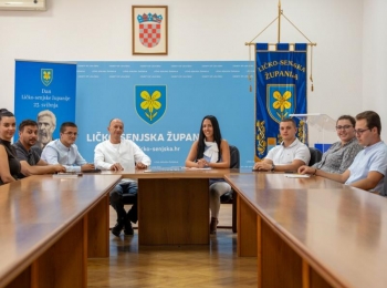 Ličko-senjska županija08b2634b-3d55-4ab6-928c-9ecff5a96a3b