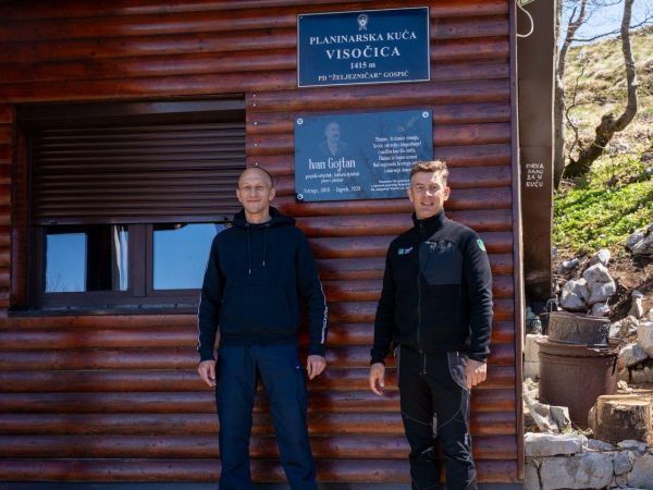 Započeli radovi na Gojtanovom domu, a uskoro kreće i uređenje upravne zgrade PP Velebit