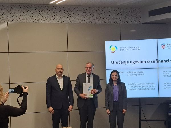 Vlada dodijelila Općini Lovinac 57 tisuća eura za uklanjanje otpada iz okoliša u Lovincu i Svetom Roku