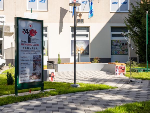 U Gospiću svečano otvoren Park Gradskog društva Crvenog križa povodom 140. obljetnice Društva U Gospiću svečano otvoren Park Gradskog društva Crvenog križa povodom 140. obljetnice Društva