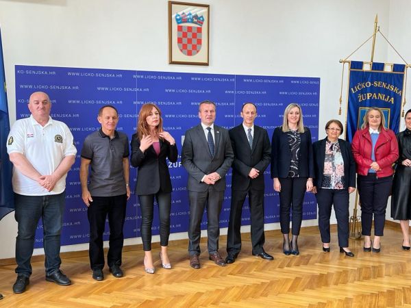 Ličko-senjski župan Ernest Petry ugostio Varaždinskog župana Anđelka Stričaka