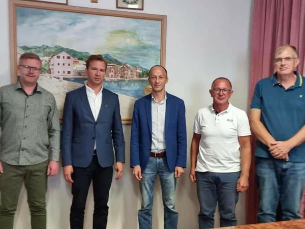 Uz Karlobag i Barić Draga dobiva novu luku u vrijednosti od 5,6 milijuna kuna, a u realizaciju idu i mnoge druge investicije