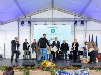 Ličko-senjska županija - Proglašeni šampioni u proizvodnji žestica, meda, pekmeza i sireva