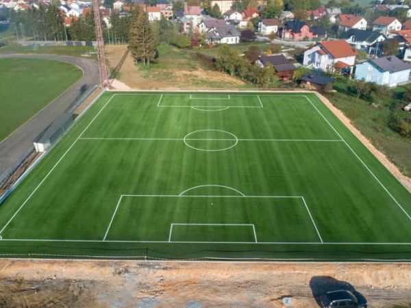 Novi pomoćni teren s umjetnom travom u Gospiću Novi pomoćni teren s umjetnom travom u Gospiću