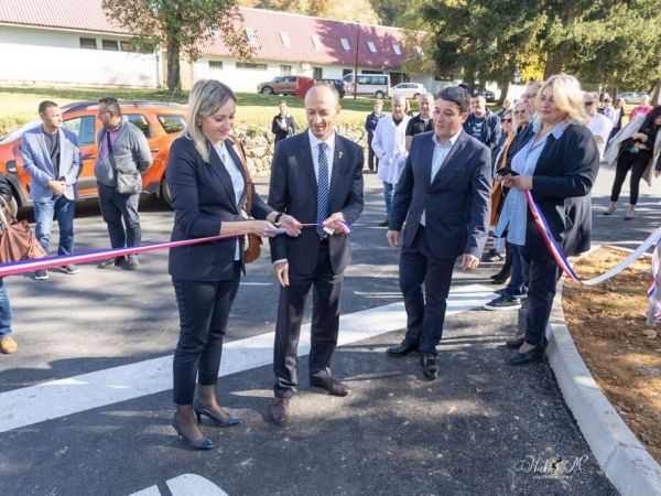 Novi parking kod Doma zdravlja Otočac Novi parking kod Doma zdravlja Otočac