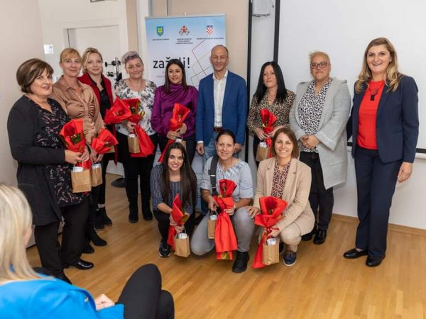 Uspješno završen projekt „Za bolji život u Ličko-senjskoj županiji“ Uspješno završen projekt „Za bolji život u Ličko-senjskoj županiji“