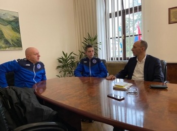 Ličko-senjska županija - Župan Petry primio mladog kadetskog prvaka Hrvatske u kuglanju