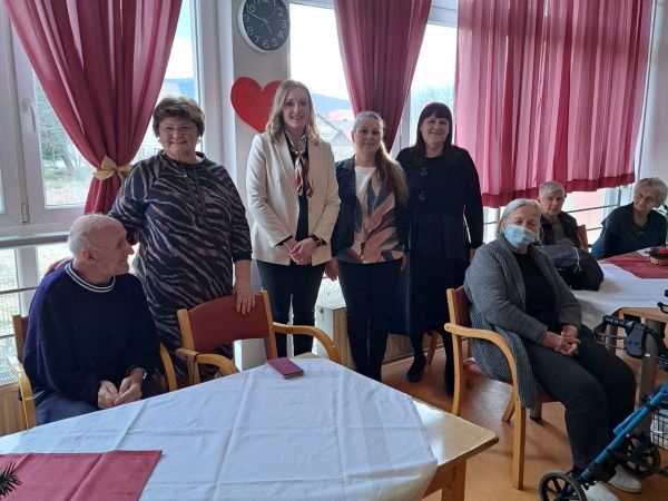 Zamjenica župana Jasna Orešković Brkljačić u posjeti Domovima za starije osobe prigodom obilježavanja Međunarodnog dana žena