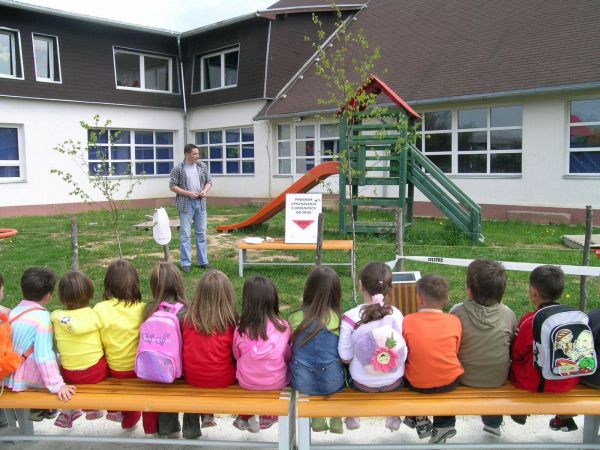 Vlade RH osigurala 4 milijuna eura odnosno 30,5 milijuna kuna za izgradnju i opremanje vrtića na području Ličko-senjske županije