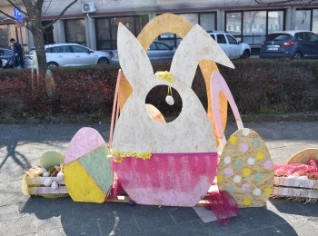 Ličko-senjska županija - Izvrsno uspio Uskrsni sajam udruga Društva “Naša djeca” grada Gospića i Udruge roditelja djece s teškoćama u razvoju “Pčelice”