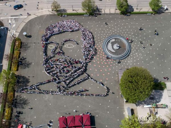 U Gospiću snimnjena još jedna milenijska fotografija Šime Strikomana