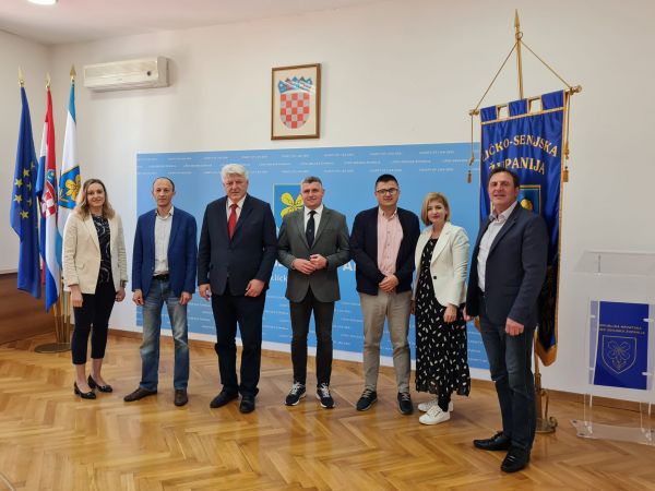 Župan Komadina u posjetu Ličko-senjskoj županiji