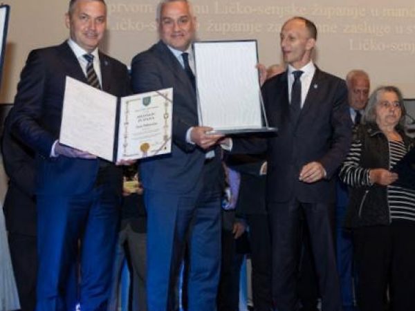 Medalje Župana Ličko-senjske županije za nekadašnje župane: Antu Frkovića i Milana Kolića - posthumno te Milana Jurkovića