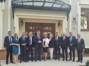 Ličko-senjska županija - Premijer Plenković svečano otvorio Hrvatski dom u Subotici, otvorenju nazočio i župan Petry
