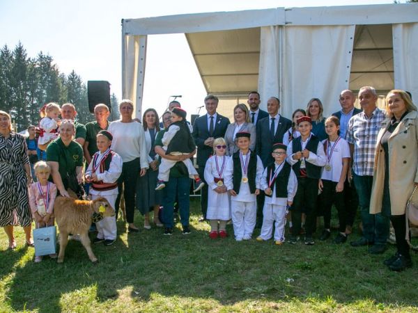 Premijer Plenković obišao Stočno sajmište u Gospiću