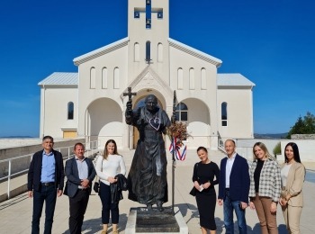 Ličko-senjska županija - Župan Petry sa suradnicima posjetio Općinu Udbina - Realizirani brojni projekti u cilju poboljšanja uvjeta života stanovništva